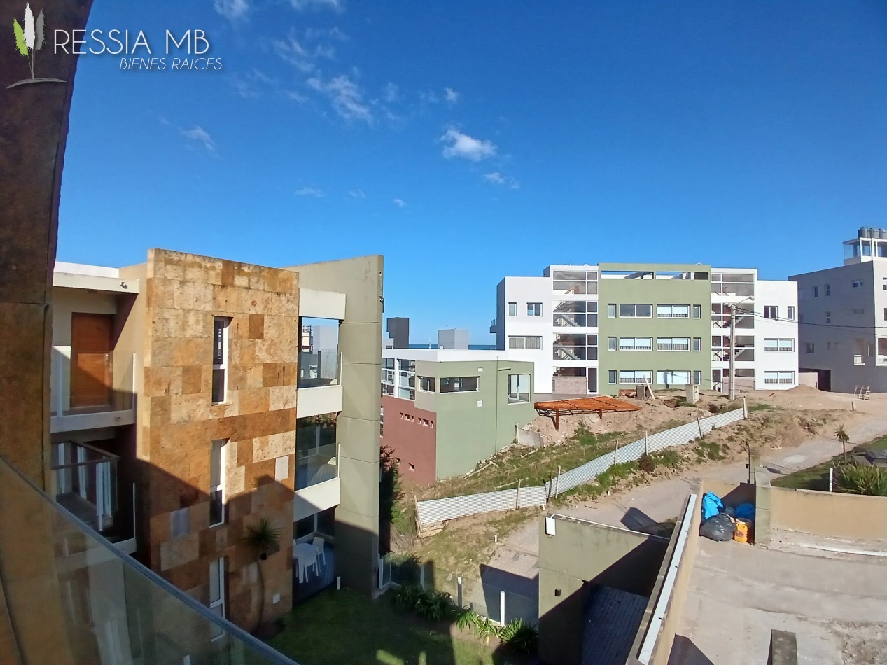 Venta de dpto. - COMPLEJO NOVAVISTA - 2° piso - Av. 1 e/Paseo150 y 151 - Villa Gesell (Cul de Sac)