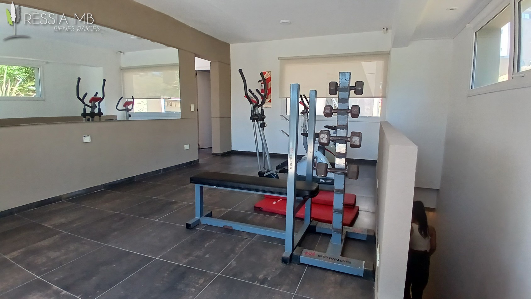 Venta de dpto. - COMPLEJO NOVAVISTA - 2° piso - Av. 1 e/Paseo150 y 151 - Villa Gesell (Cul de Sac)