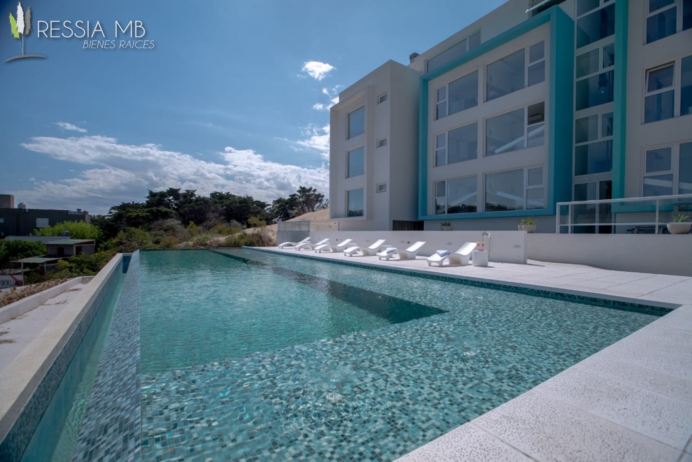 Dpto en Venta - 2 - 1° piso frente al mar - COMPLEJO FLOW - Las Gaviotas