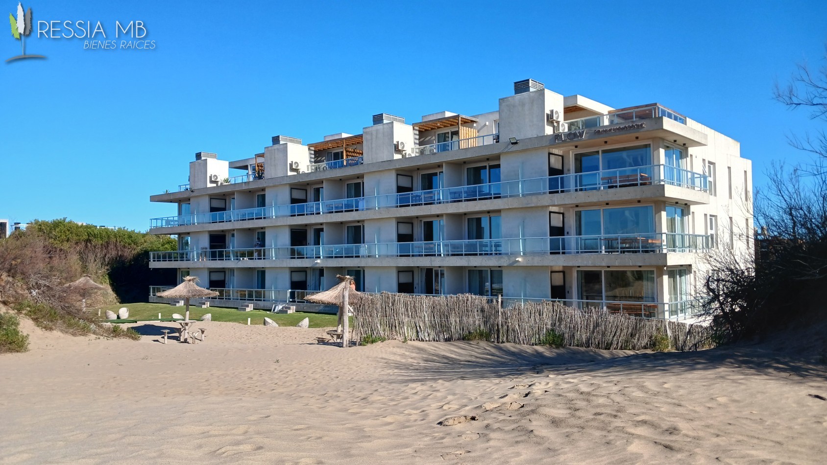 Dpto en Venta - 2 - 1° piso frente al mar - COMPLEJO FLOW - Las Gaviotas