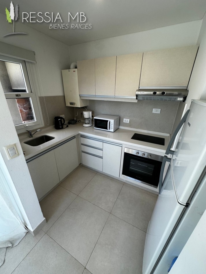Monoambiente en venta - Complejo ALTOS DE COLONIA - Paseo 172 e/2 y 3 - Colonia Marina