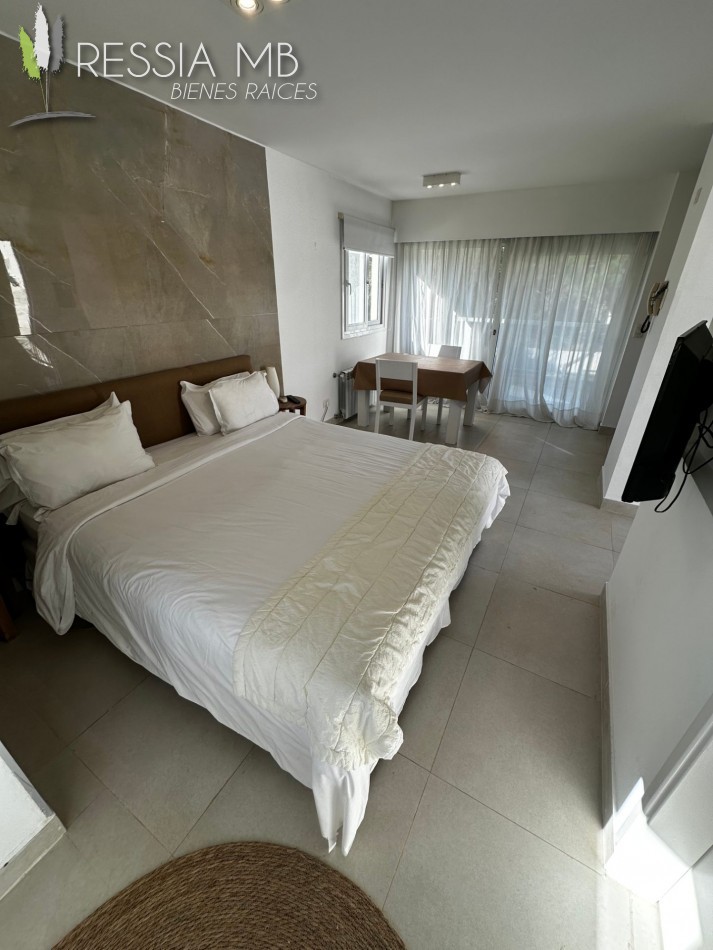 Monoambiente en venta - Complejo ALTOS DE COLONIA - Paseo 172 e/2 y 3 - Colonia Marina
