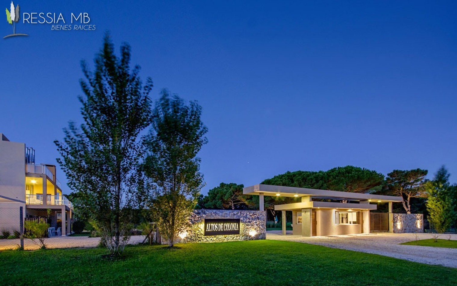 Monoambiente en venta - Complejo ALTOS DE COLONIA - Paseo 172 e/2 y 3 - Colonia Marina