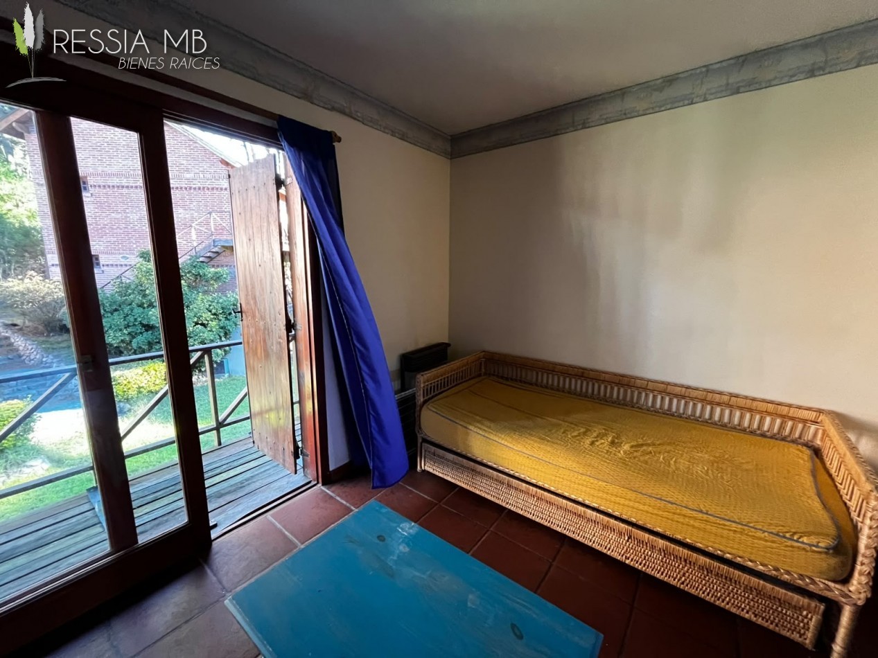Complejo "Pinares del Mar" en venta - Calle 43 y Mar del Plata - en Mar Azul