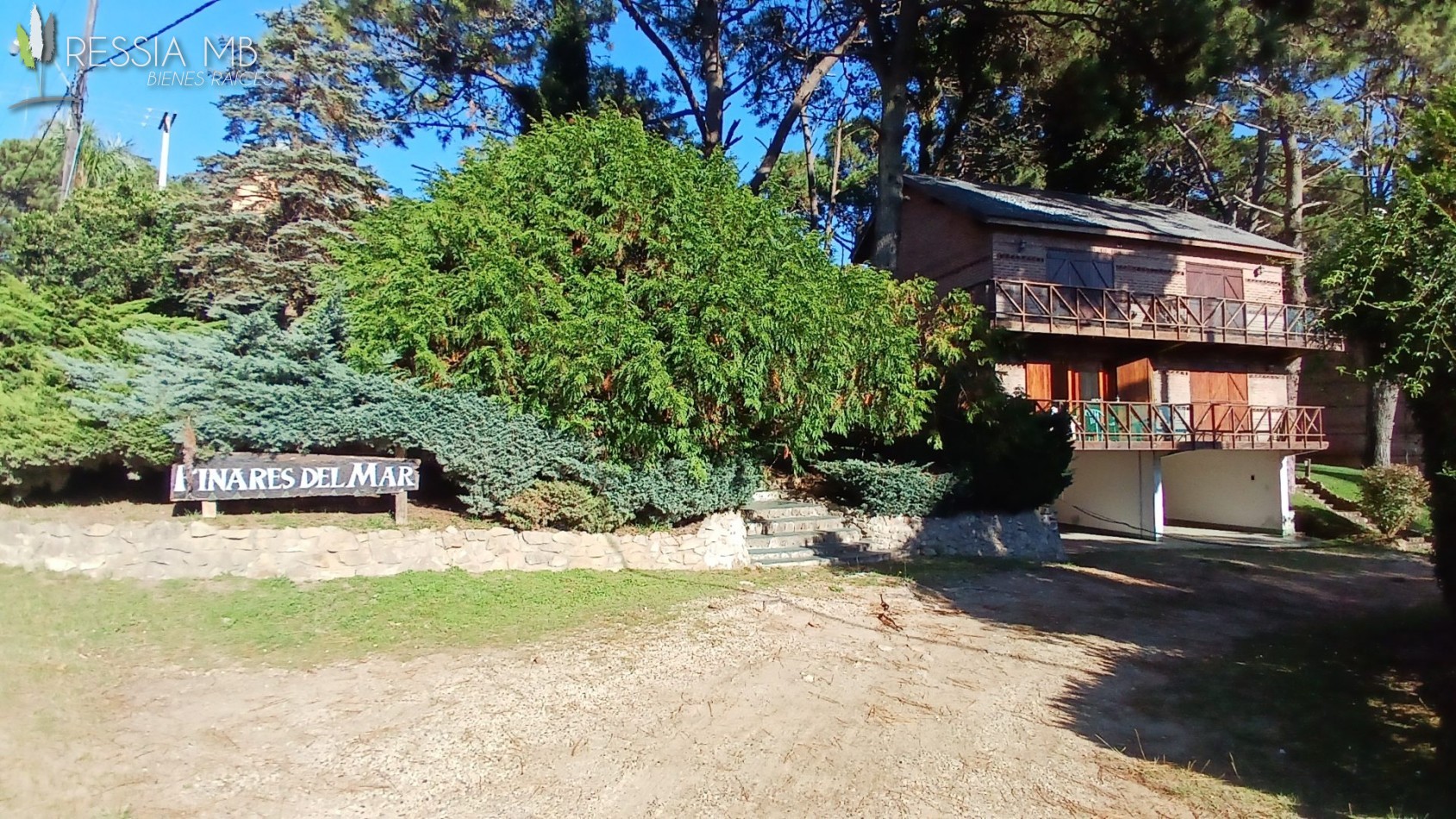 Complejo "Pinares del Mar" en venta - Calle 43 y Mar del Plata - en Mar Azul