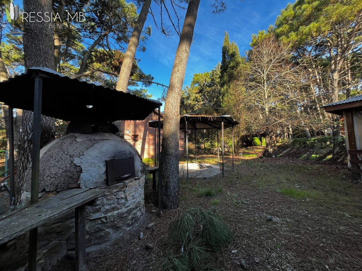 Complejo "Pinares del Mar" en venta - Calle 43 y Mar del Plata - en Mar Azul