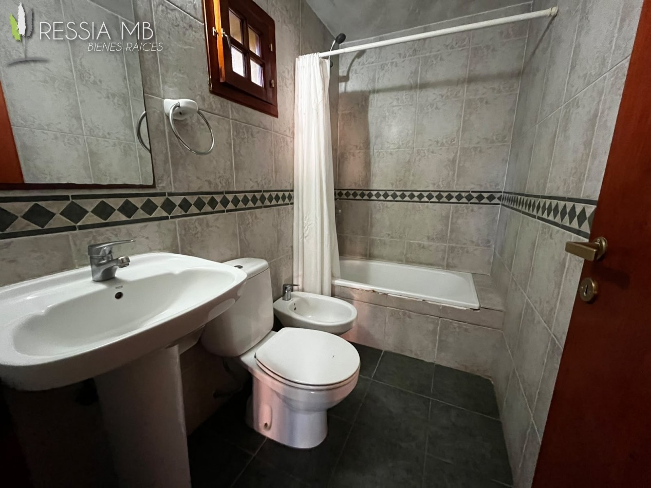 Complejo "Pinares del Mar" en venta - Calle 43 y Mar del Plata - en Mar Azul