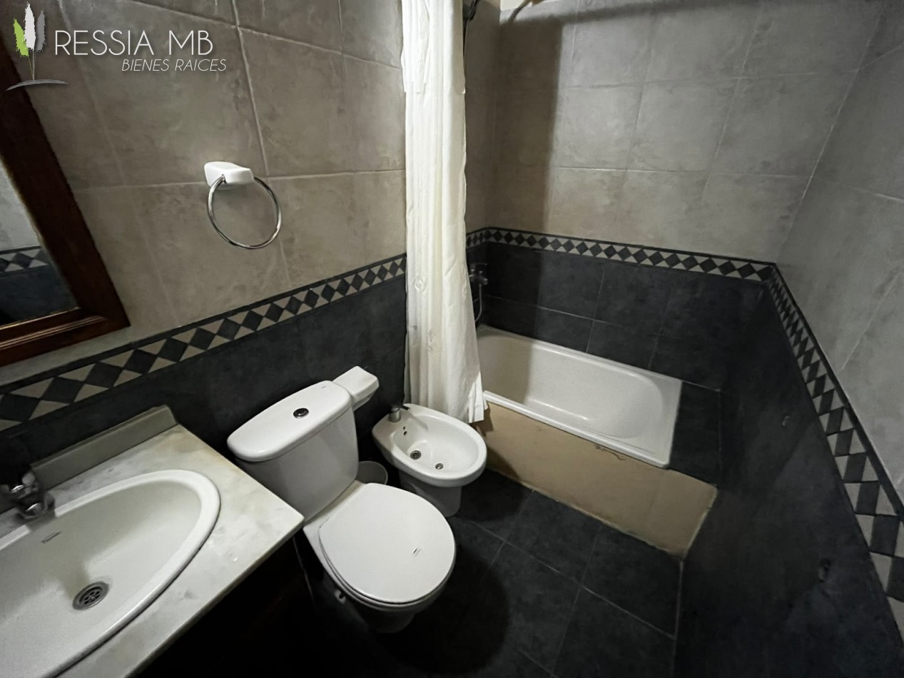Complejo "Pinares del Mar" en venta - Calle 43 y Mar del Plata - en Mar Azul