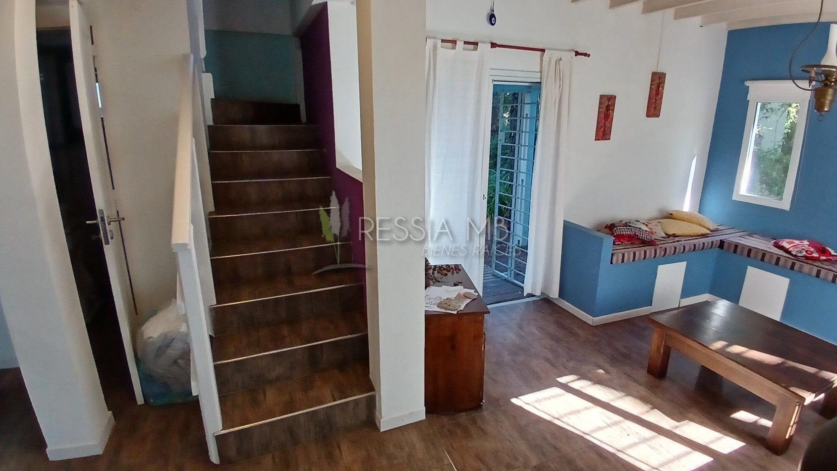 Casa en Venta  - 3 Dormitorios + gran parque arbolado - Ranqueles entre Mansilla y Av. del Plata, con salida tambien a Av. del Lucero - Mar de las Pampas