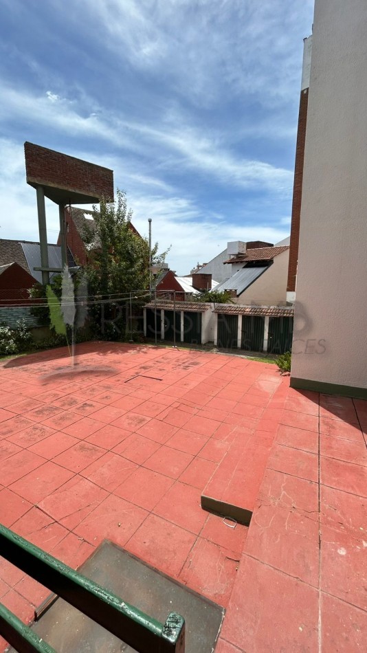 Depto 2 Ambientes con Balcon - Al Frente, Luminoso y a 2 Cuadras del Mar - Villa Gesell