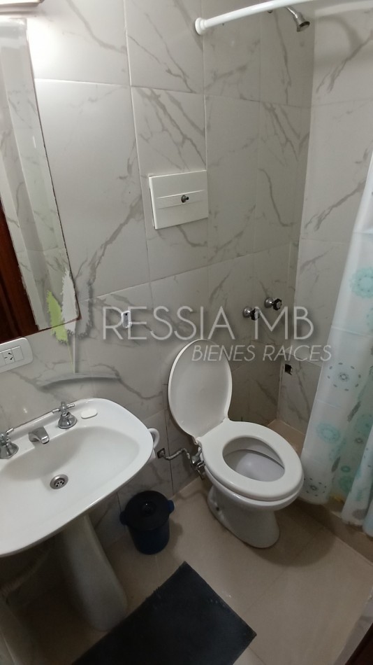 Vendemos hermoso monoambiente - Paseo 126 e/ Av. 1 y 2 - Edificio "Rosamar"