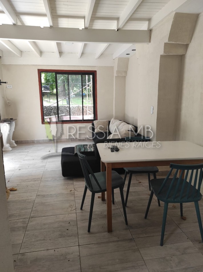 Destacada casa en venta sobre 3 lotes -  Calle 35 entre Viña del Mar y Punta del Indio - Mar Azul
