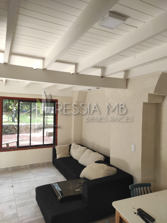 Destacada casa en venta sobre 3 lotes -  Calle 35 entre Viña del Mar y Punta del Indio - Mar Azul