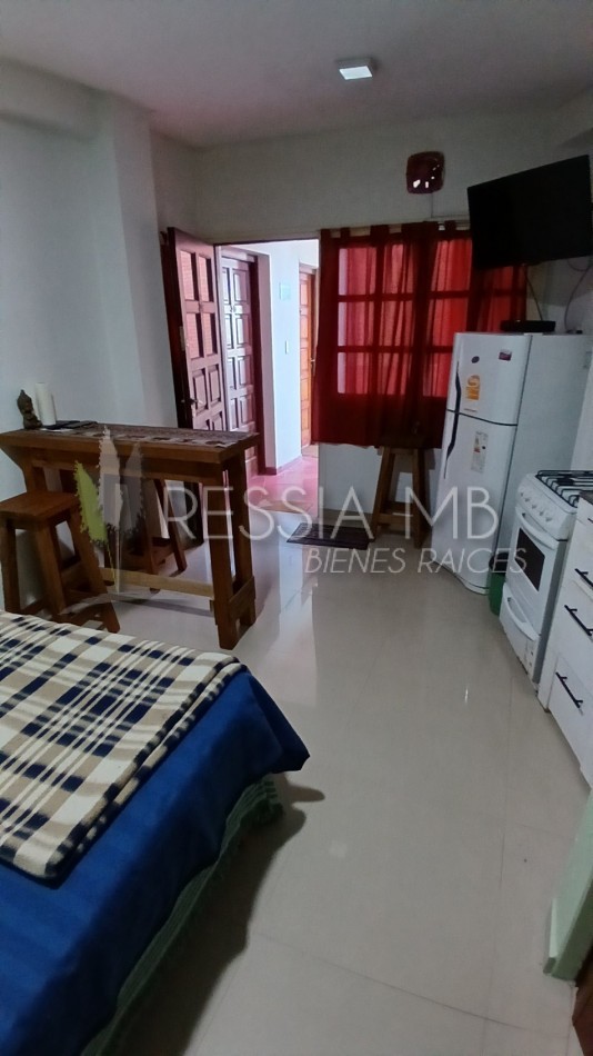 Vendemos hermoso monoambiente - Paseo 126 e/ Av. 1 y 2 - Edificio "Rosamar"