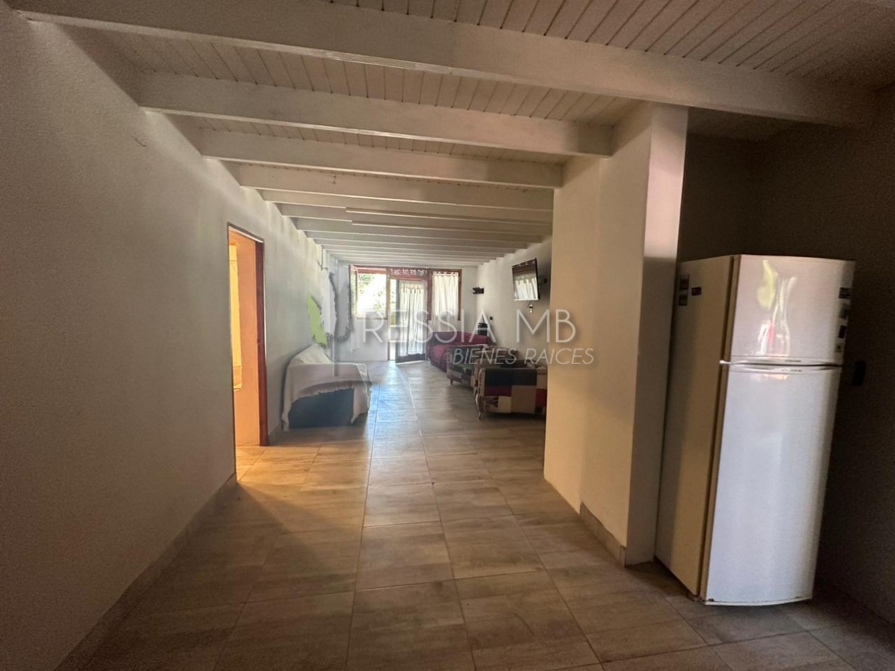 Destacada casa en venta sobre 3 lotes -  Calle 35 entre Viña del Mar y Punta del Indio - Mar Azul