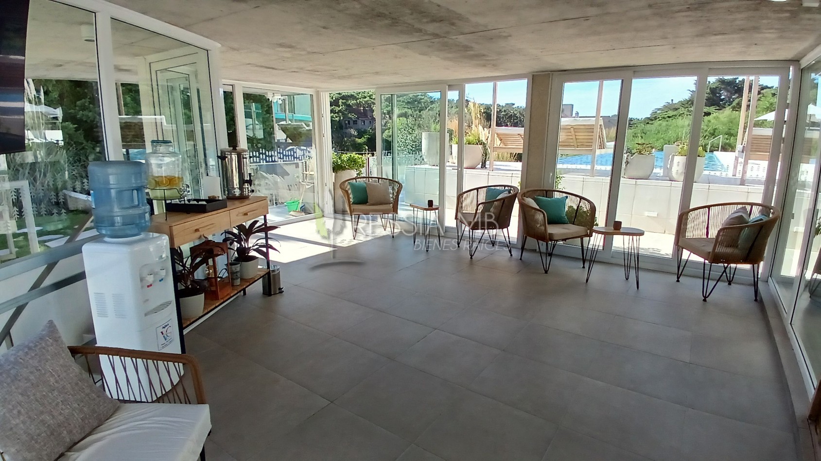 Dpto. en venta - 2 ambientes en terraza frente al mar - COMPLEJO FLOW - Las Gaviotas