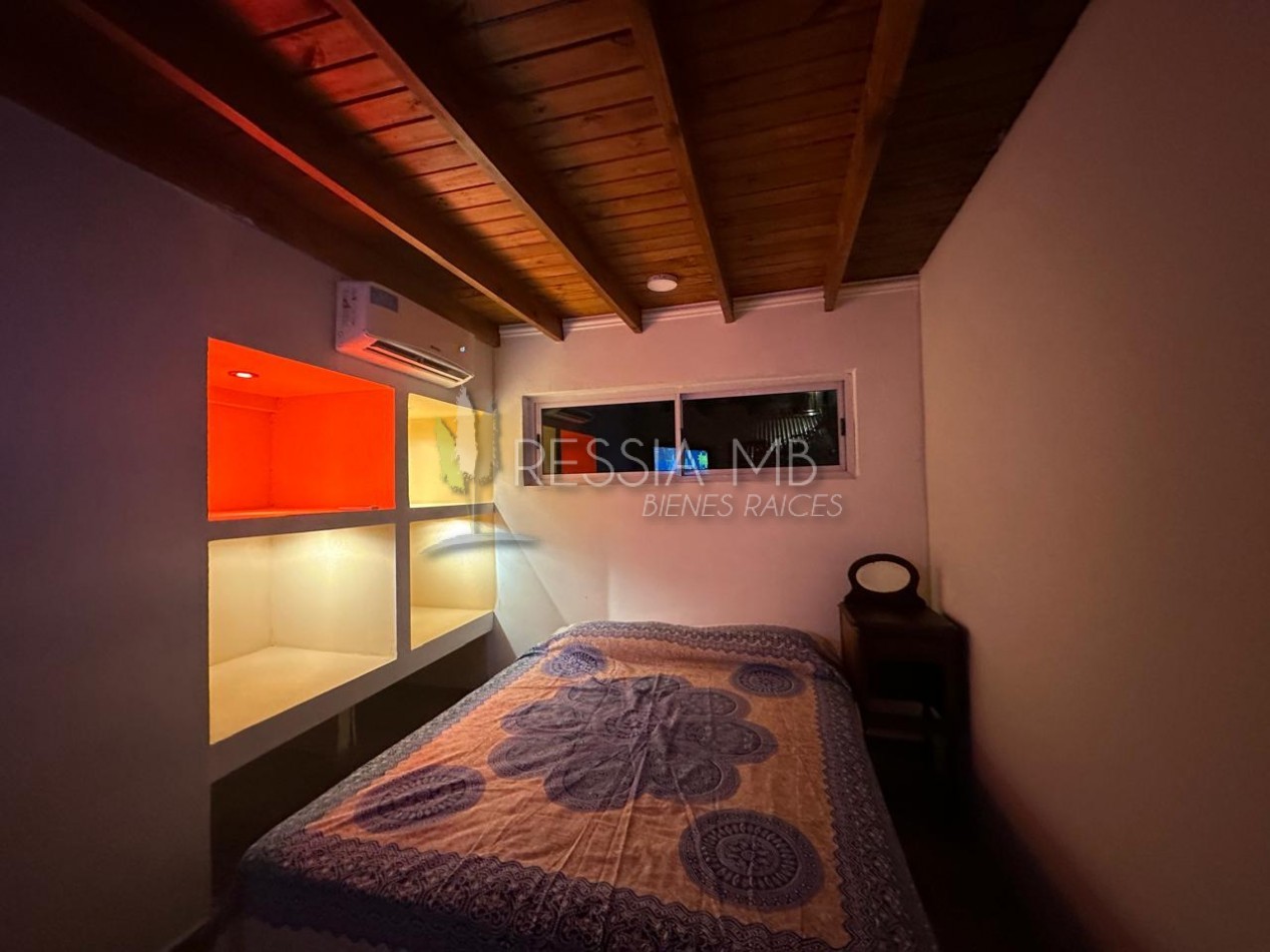 Destacada casa en venta sobre 3 lotes -  Calle 35 entre Viña del Mar y Punta del Indio - Mar Azul
