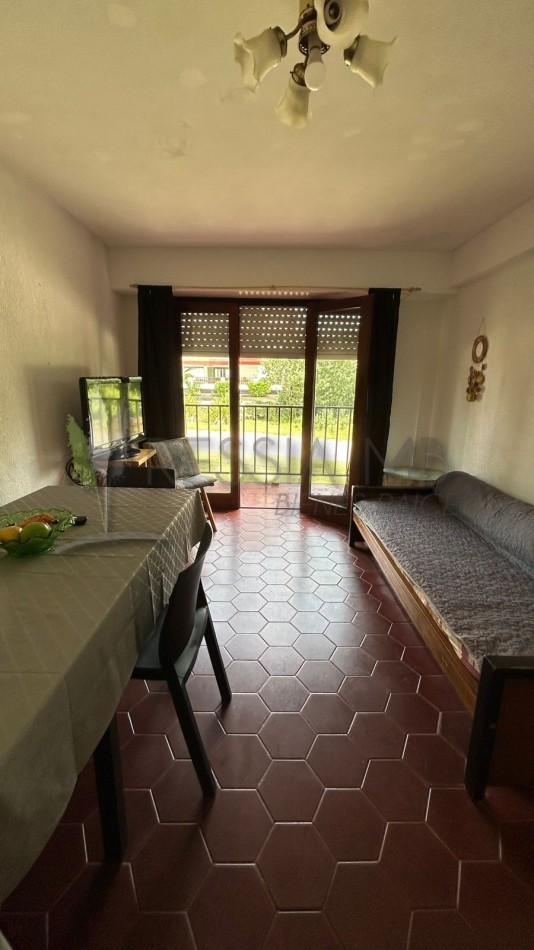 Depto 2 Ambientes con Balcon - Al Frente, Luminoso y a 2 Cuadras del Mar - Villa Gesell