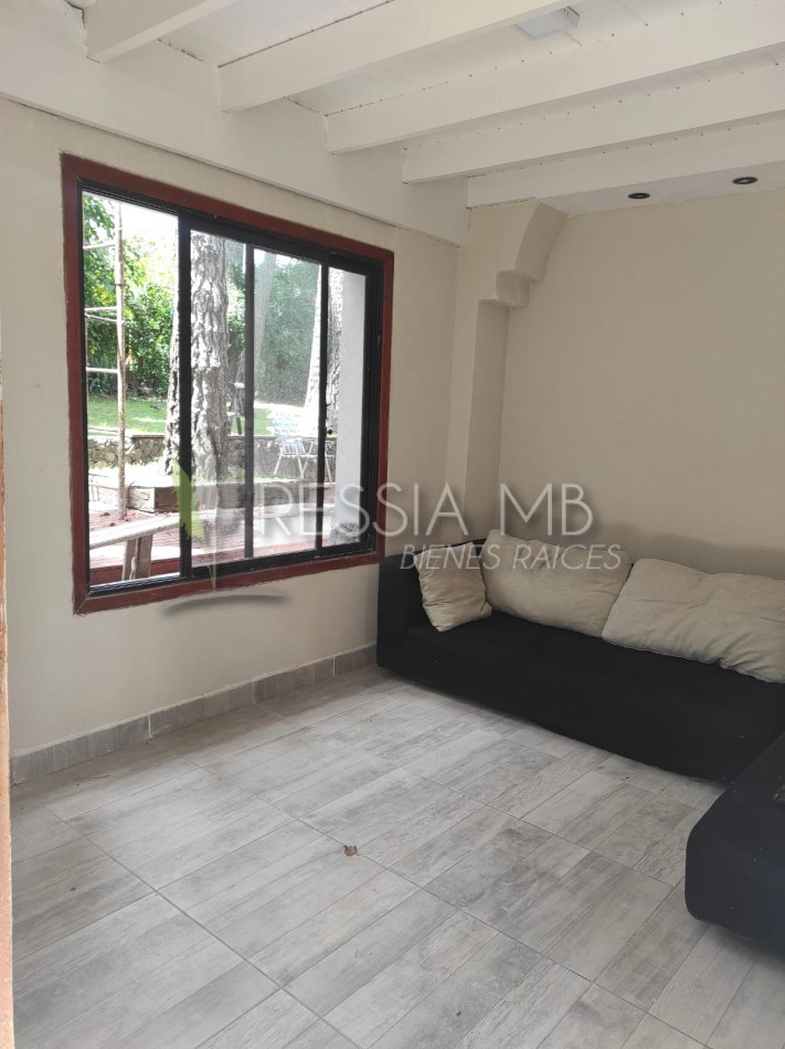 Destacada casa en venta sobre 3 lotes -  Calle 35 entre Viña del Mar y Punta del Indio - Mar Azul