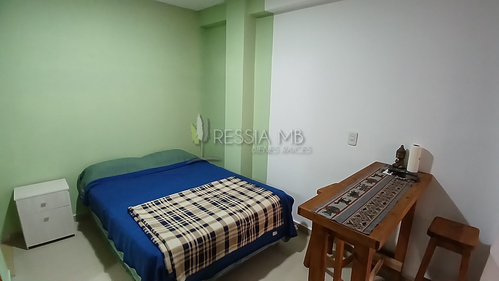 Vendemos hermoso monoambiente - Paseo 126 e/ Av. 1 y 2 - Edificio "Rosamar"