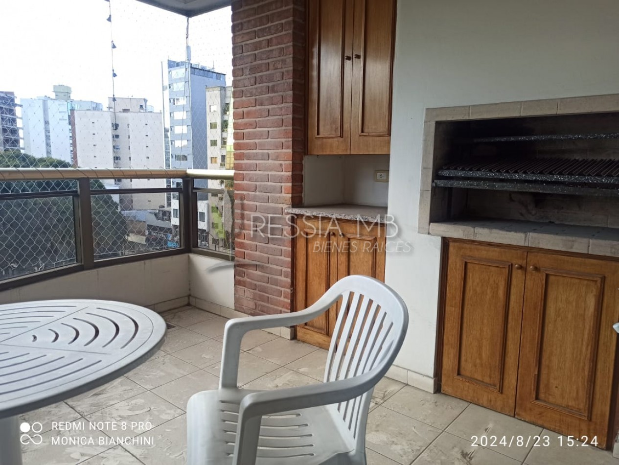 EN VENTA HERMOSO SEMIPISO DE 5 AMBIENTES EN EDIFICIO BUILDING EN LA PLATA