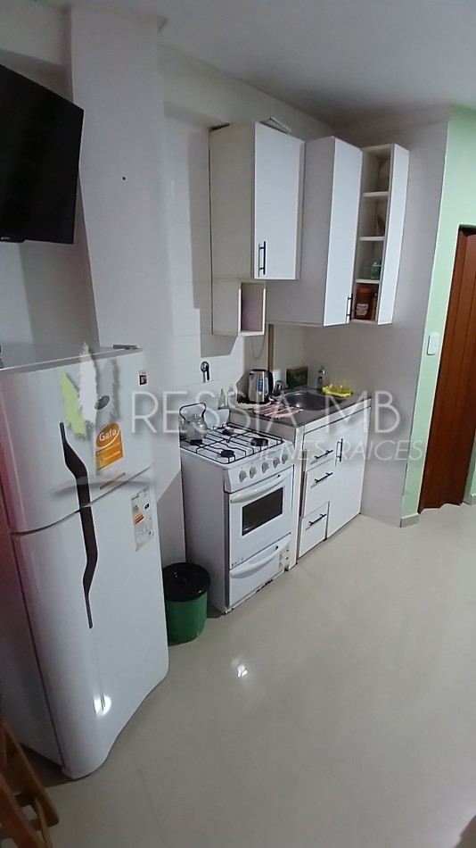 Vendemos hermoso monoambiente - Paseo 126 e/ Av. 1 y 2 - Edificio "Rosamar"
