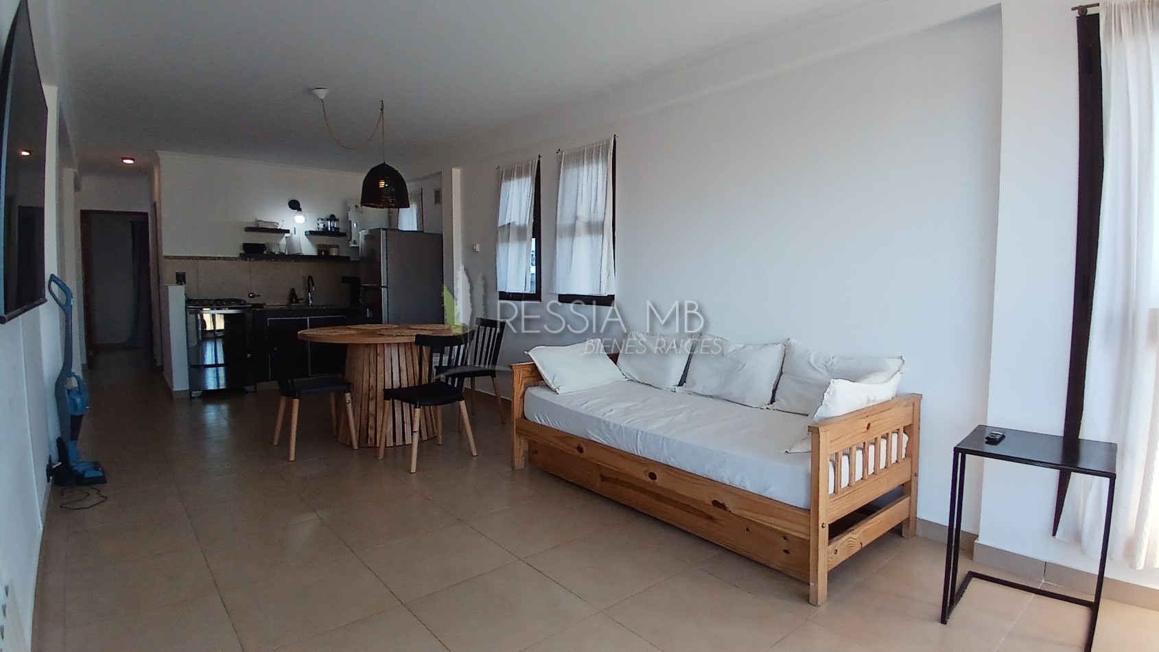 Venta de Dpto. con vista al mar al sur de Villa Gesell - Paseo 149 y playa