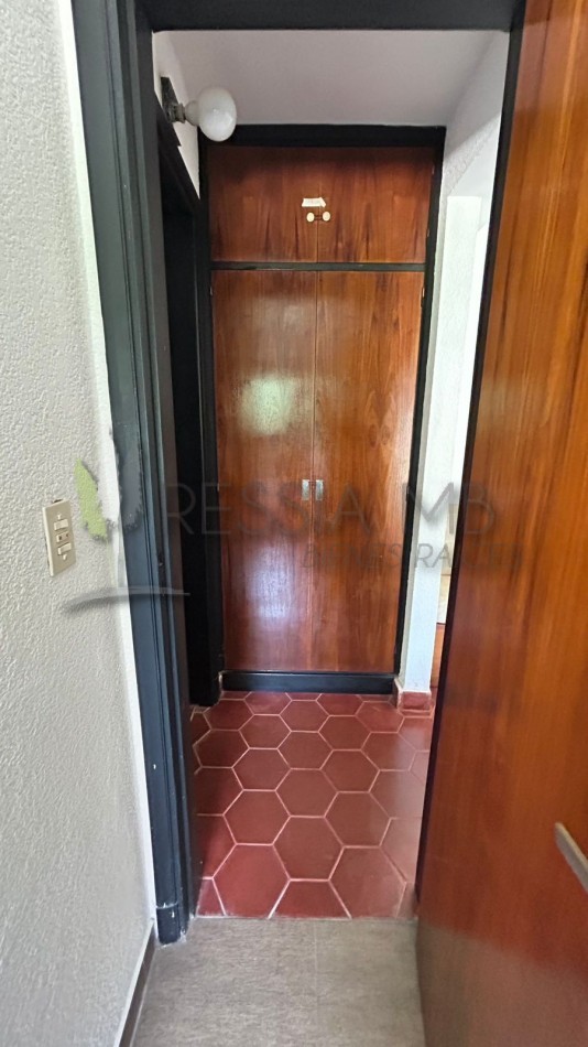 Depto 2 Ambientes con Balcon - Al Frente, Luminoso y a 2 Cuadras del Mar - Villa Gesell