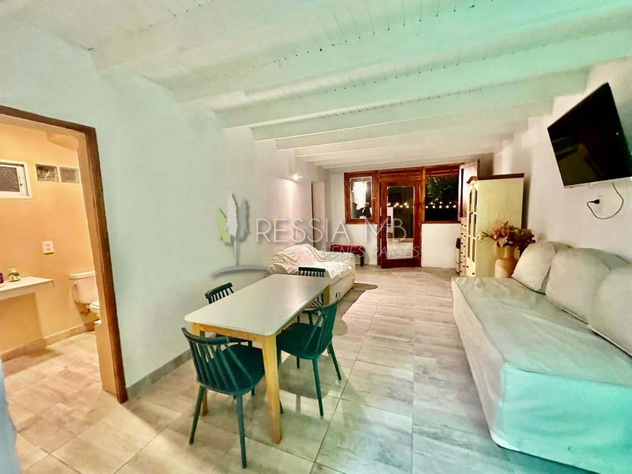 Destacada casa en venta sobre 3 lotes -  Calle 35 entre Viña del Mar y Punta del Indio - Mar Azul