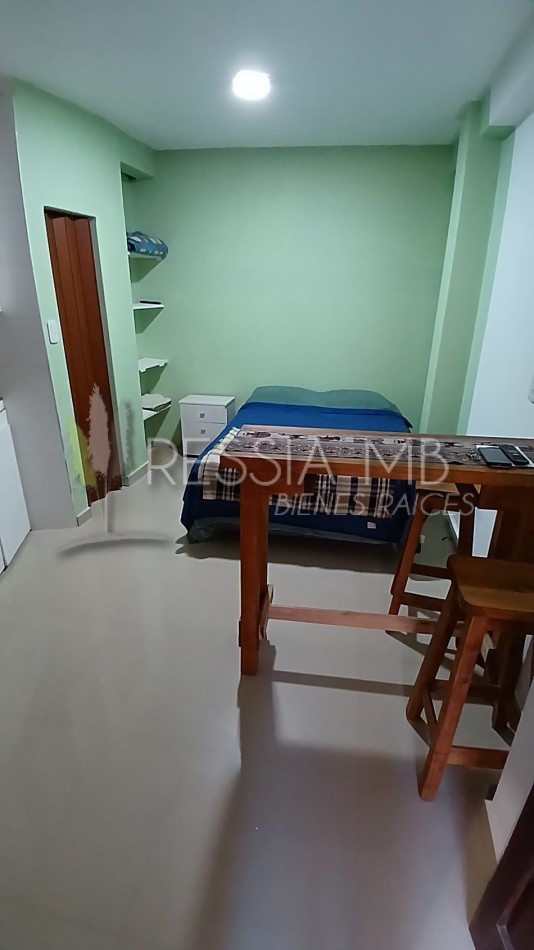Vendemos hermoso monoambiente - Paseo 126 e/ Av. 1 y 2 - Edificio "Rosamar"