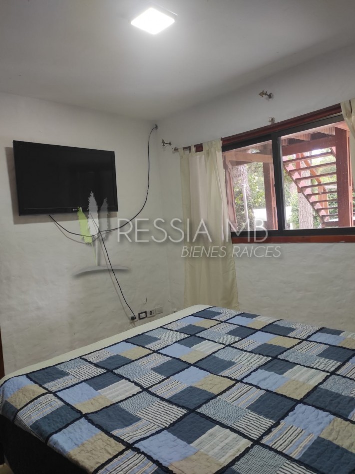 Destacada casa en venta sobre 3 lotes -  Calle 35 entre Viña del Mar y Punta del Indio - Mar Azul