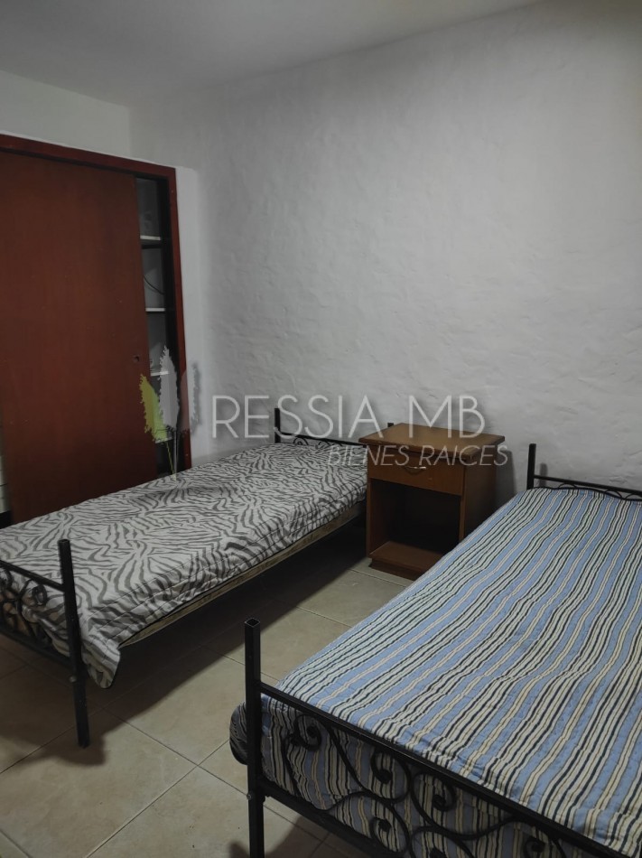 Destacada casa en venta sobre 3 lotes -  Calle 35 entre Viña del Mar y Punta del Indio - Mar Azul