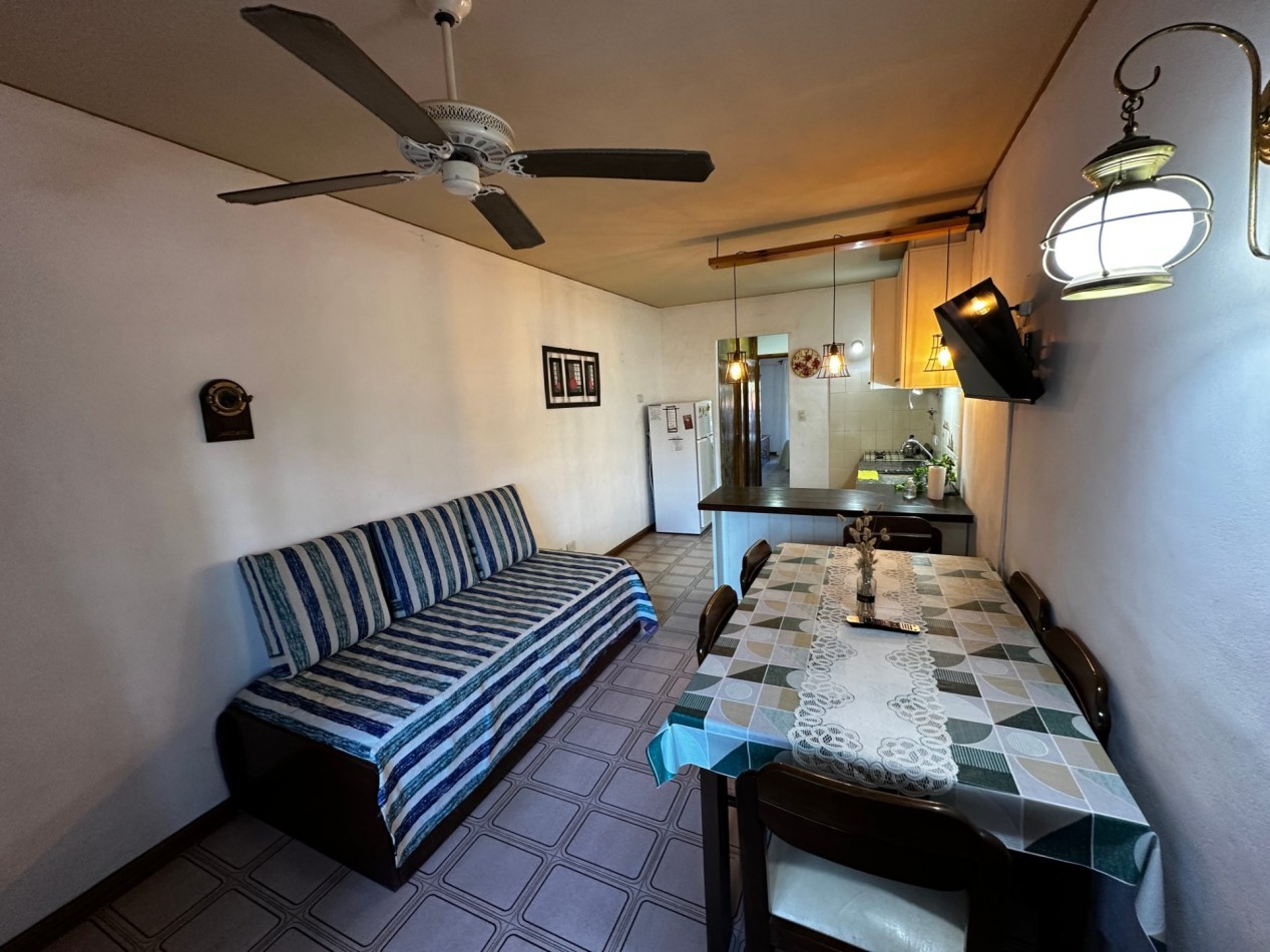 Dpto. en Alquiler Anual - Edificio PALMERAS III - Av. 1 e/114 y 115 - Villa GesellAlquiler Anual