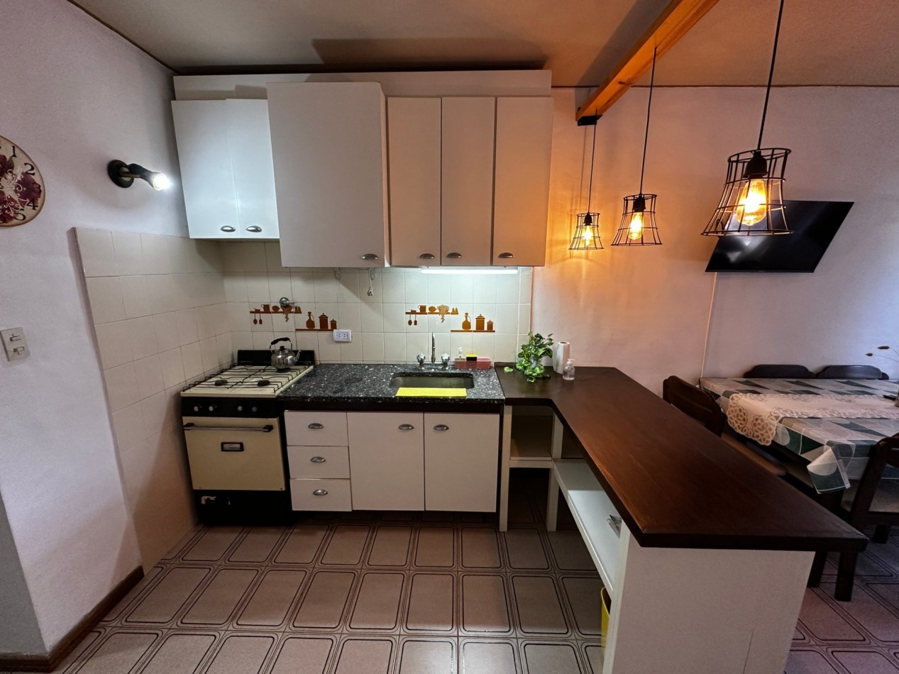 Dpto. en Alquiler Anual - Edificio PALMERAS III - Av. 1 e/114 y 115 - Villa GesellAlquiler Anual
