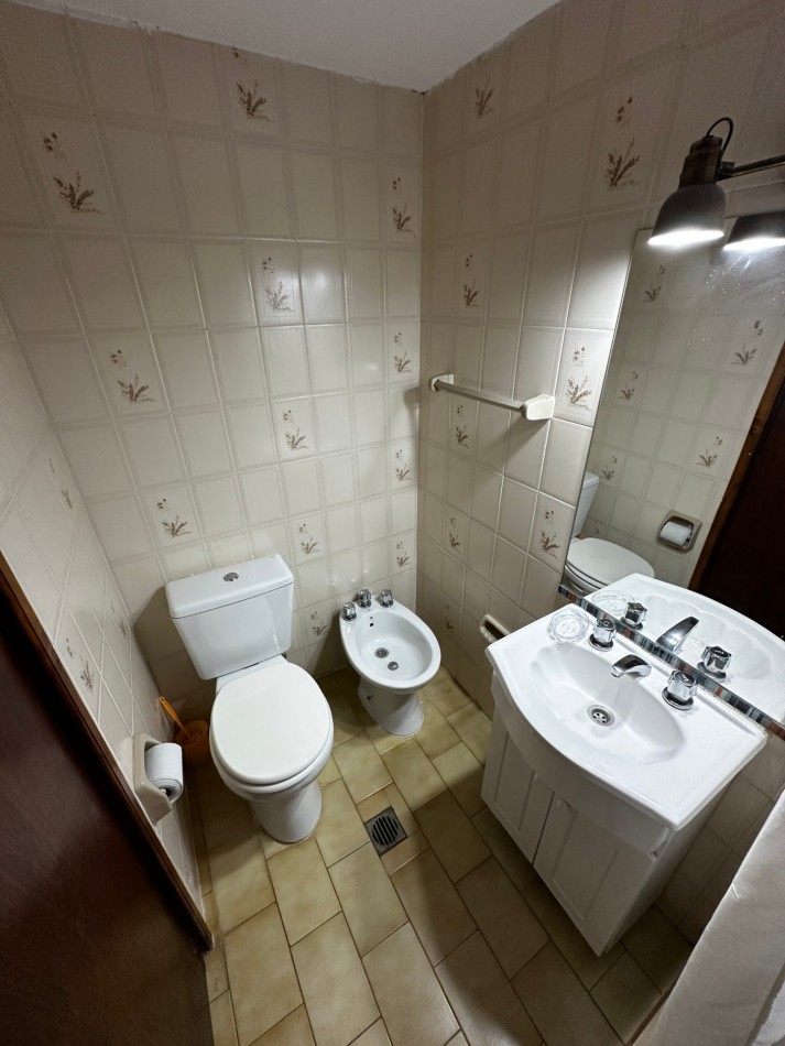Dpto. en Alquiler Anual - Edificio PALMERAS III - Av. 1 e/114 y 115 - Villa GesellAlquiler Anual