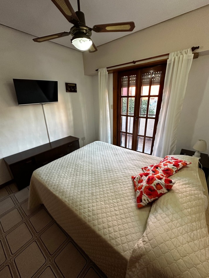 Dpto. en Alquiler Anual - Edificio PALMERAS III - Av. 1 e/114 y 115 - Villa GesellAlquiler Anual