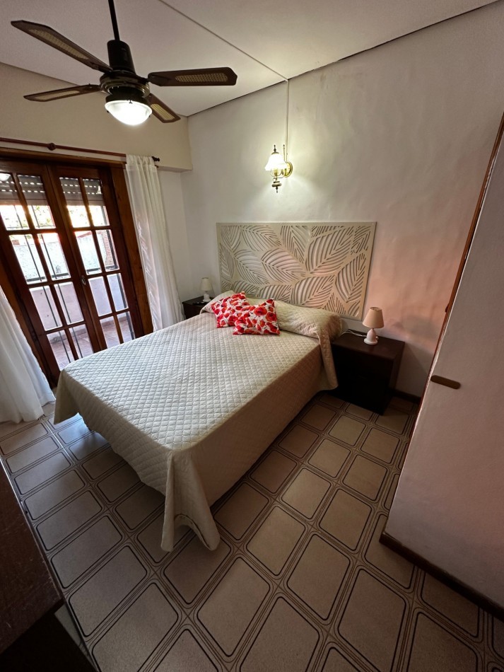 Dpto. en Alquiler Anual - Edificio PALMERAS III - Av. 1 e/114 y 115 - Villa GesellAlquiler Anual