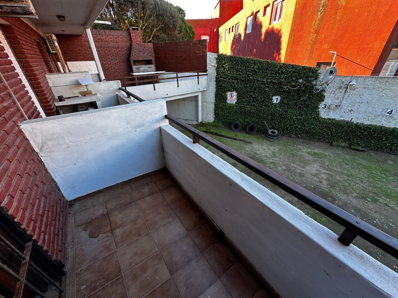 Dpto. en Alquiler Anual - Edificio PALMERAS III - Av. 1 e/114 y 115 - Villa GesellAlquiler Anual