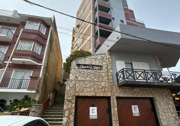 Dpto. con terraza y vista al mar en venta - Edificio DUNAS Y MAR - Paseo 104 y Costanera - Villa Gesell