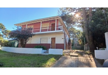 Dpto. en venta - 2 amb. al frente - Av. 6 entre 127 y 127bis - Villa Gesell