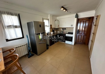 Dpto en venta - 2 amb. frente al mar - Complejo El Arenal - Paseo 149 y playa - Villa Gesell