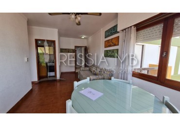 Venta de Dpto. 2 amb. Edificio ARPON VII - Av. 2 e/Paseos 110 y 111 - Villa Gesell
