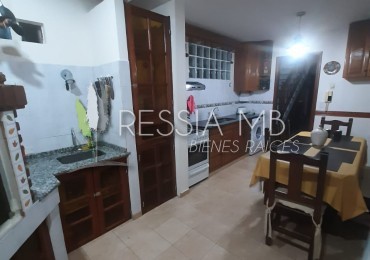  HERMOSO TRIPLEX EN VENTA - CATAMARCA E/STROBEL Y DE LA REDUCCION -  SAN BERNARDO