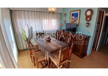Dpto. en venta - 2amb. 6° piso - EDIFICIO PH II - Av. 1 entre Paseos 110 y 111 -  Villa Gesell 