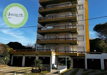 Dpto. en venta - 3 ambientes c/cochera - Alameda 201 e/ 307 y 308 - Barrio Norte - Villa Gesell
