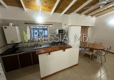 Alquileres anuales "Complejo Luna de Mar" - Av 2 e/108 y 109 - Villa Gesell